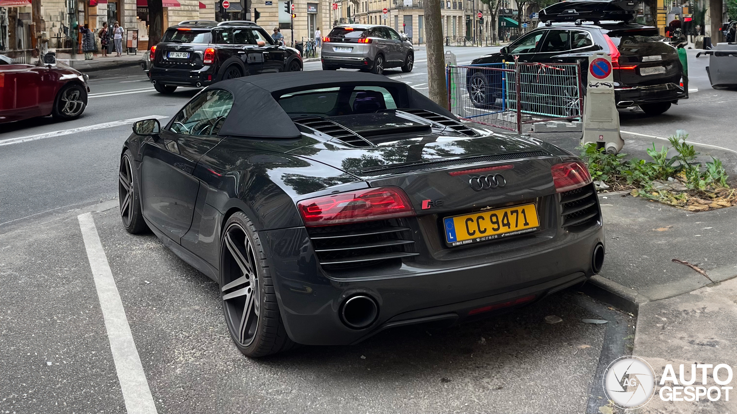 Audi R8 V8 Spyder 2013