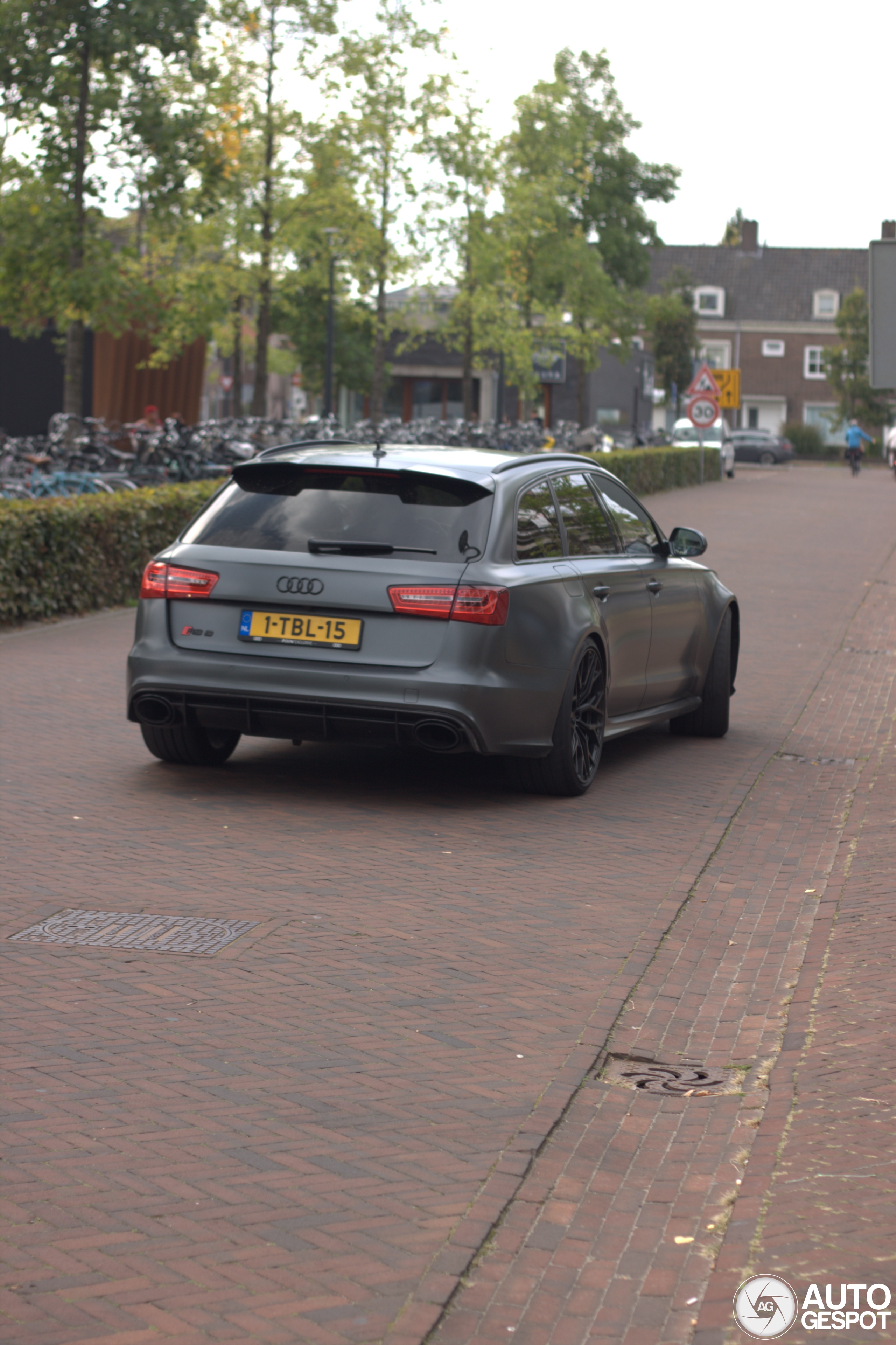 Audi RS6 Avant C7