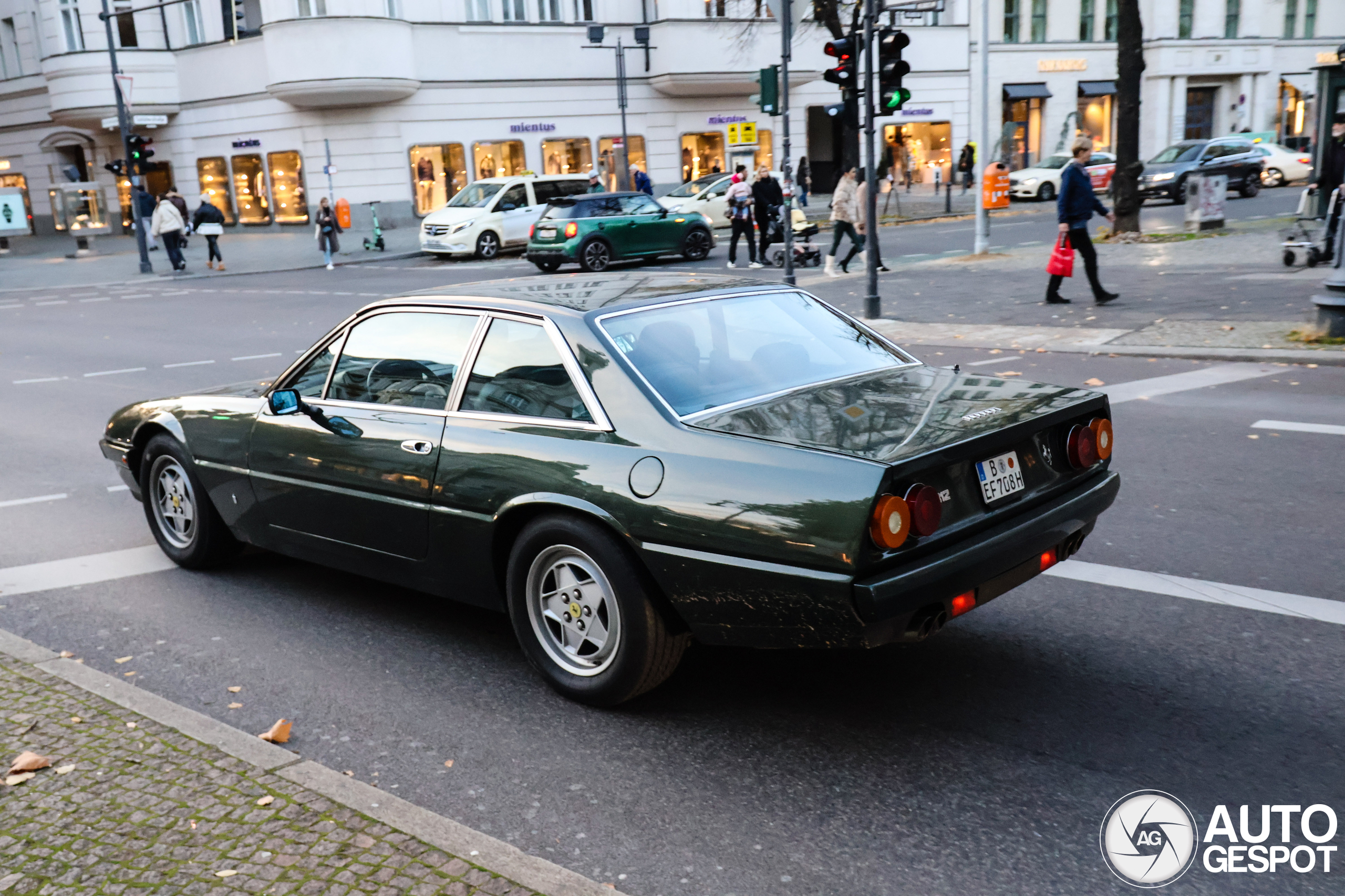 Ferrari 412