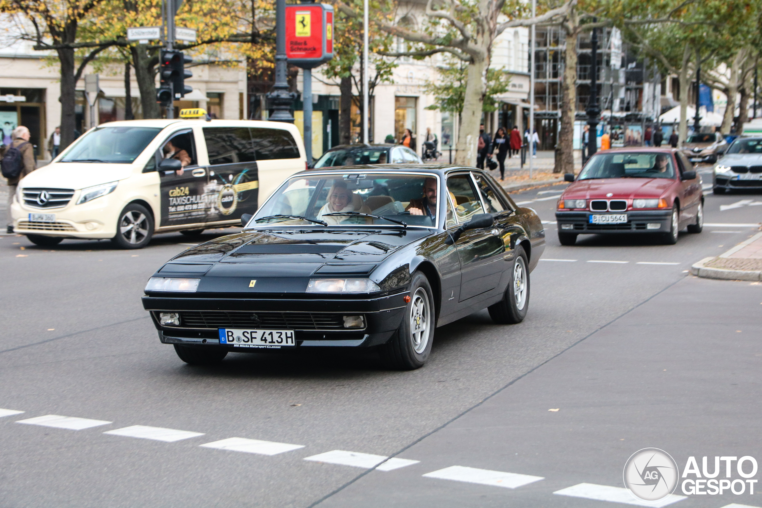 Ferrari 412