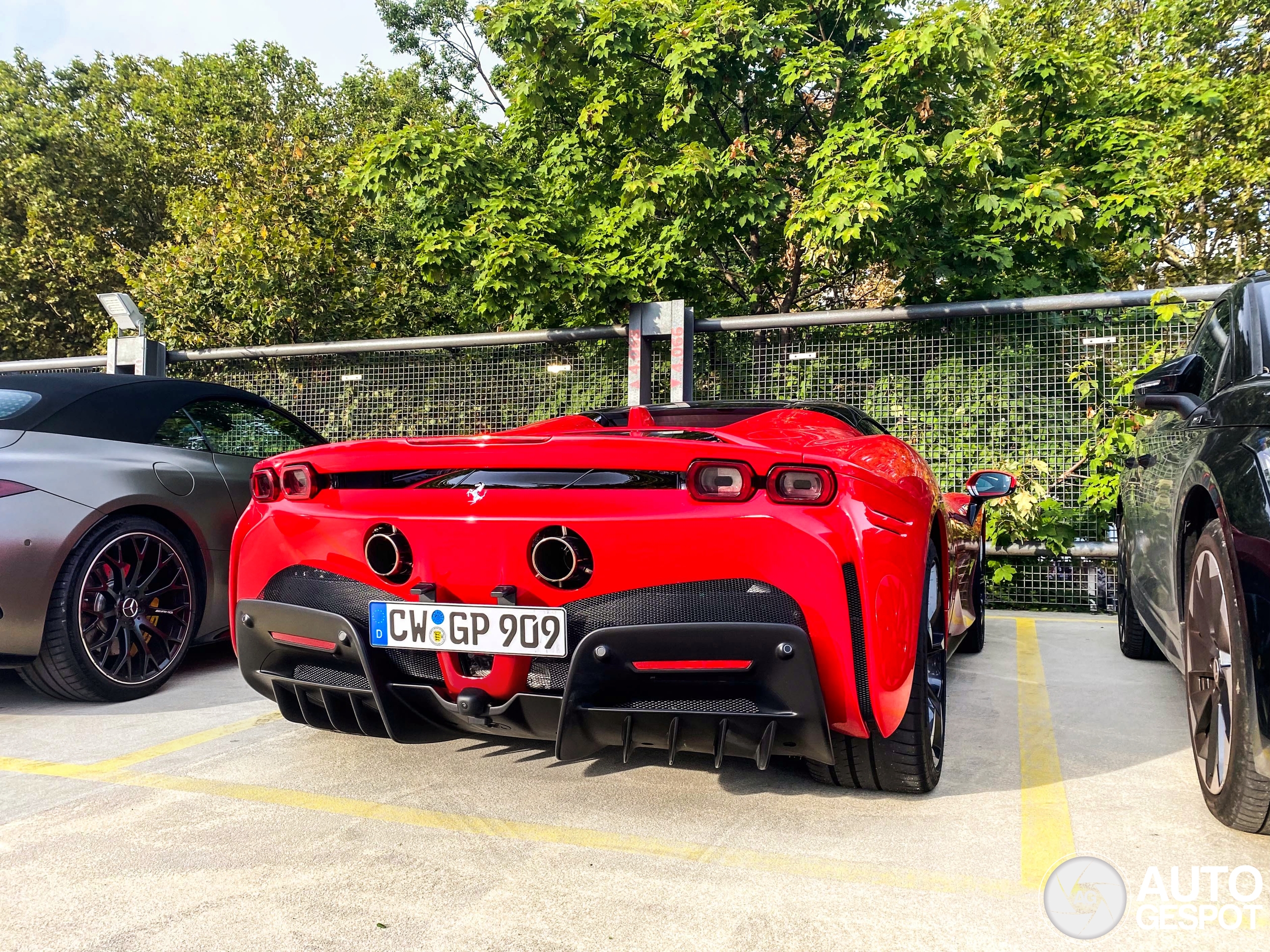 Ferrari SF90 Spider