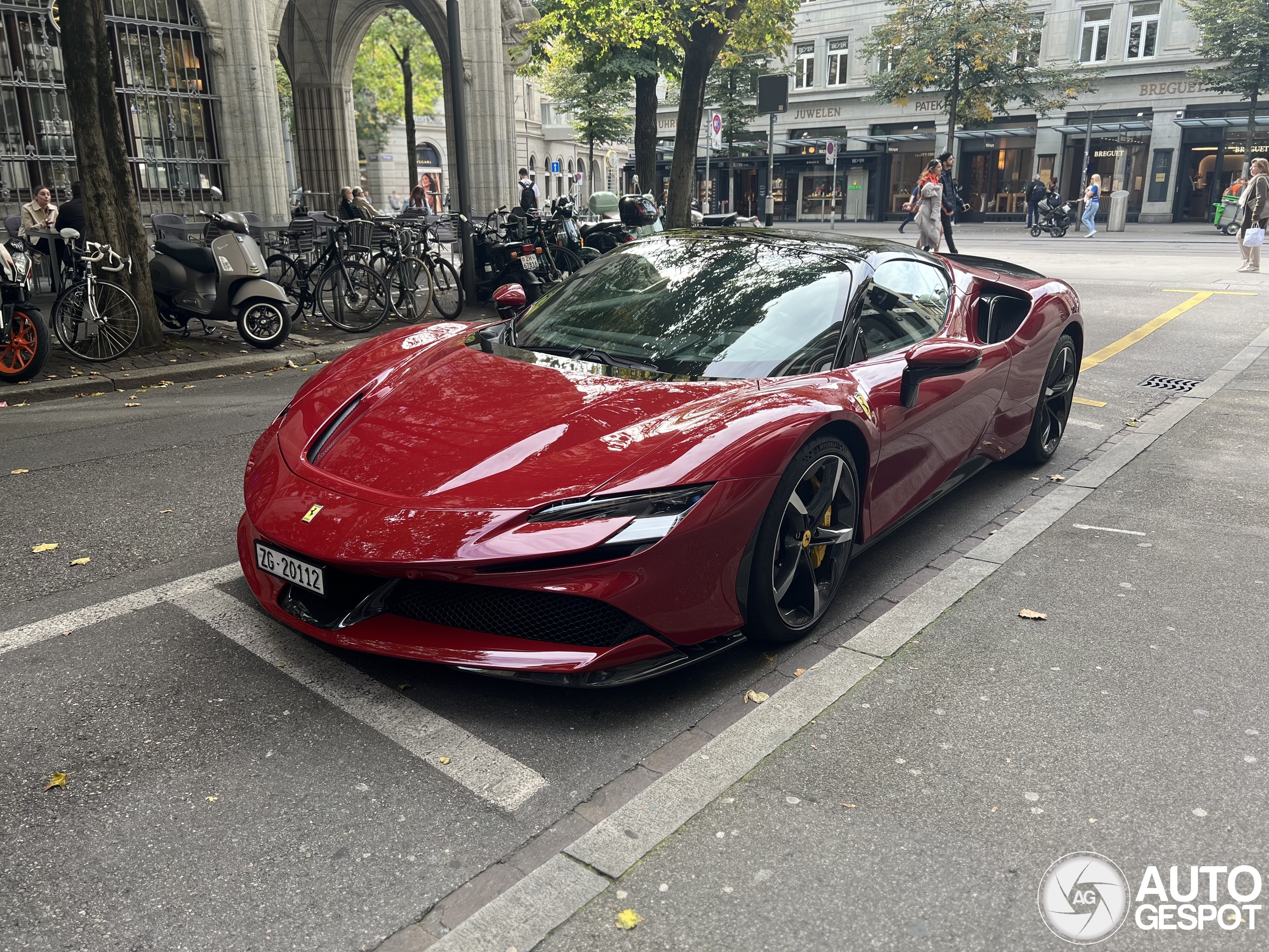 Ferrari SF90 Spider