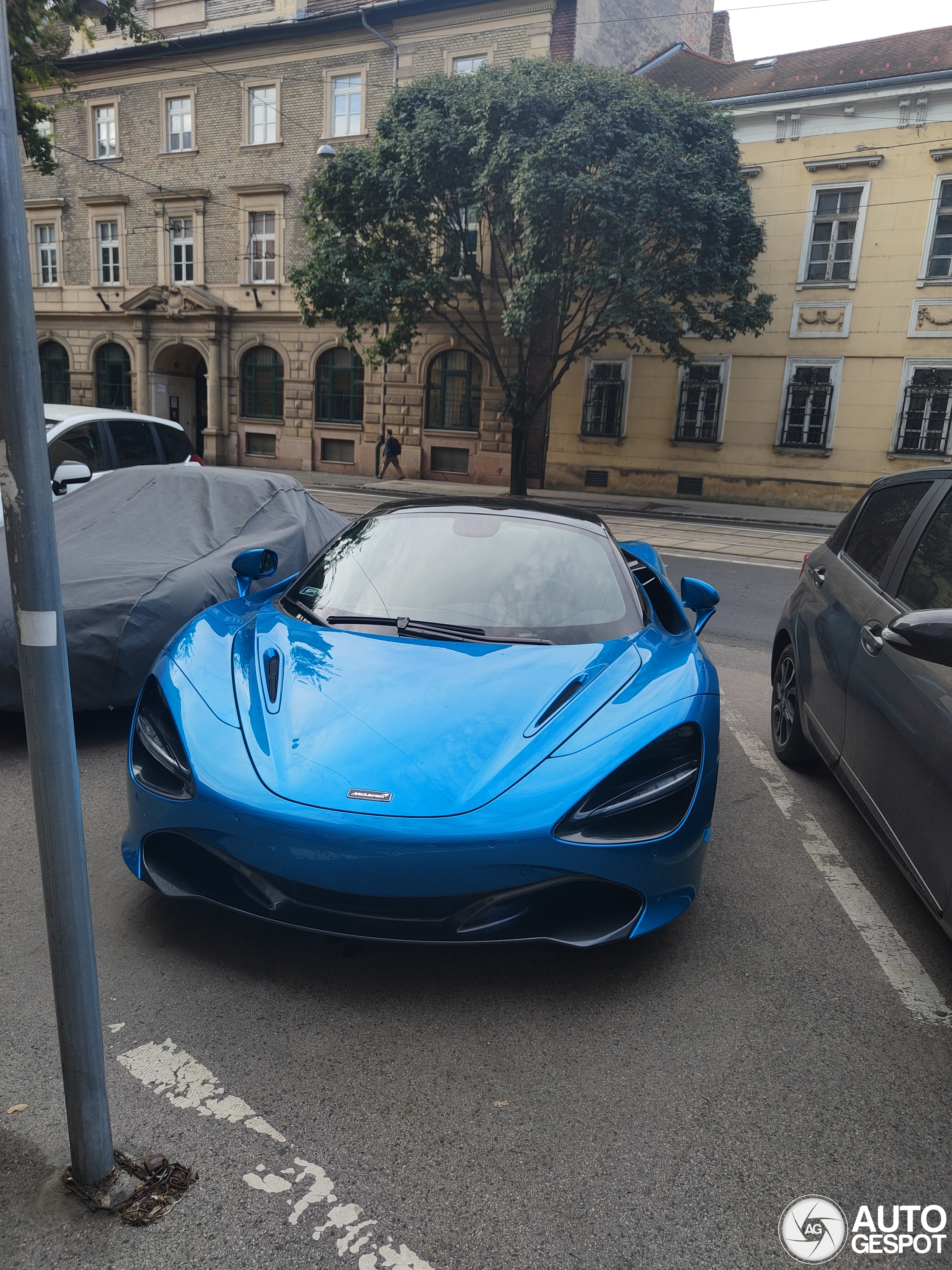 McLaren 720S Spider