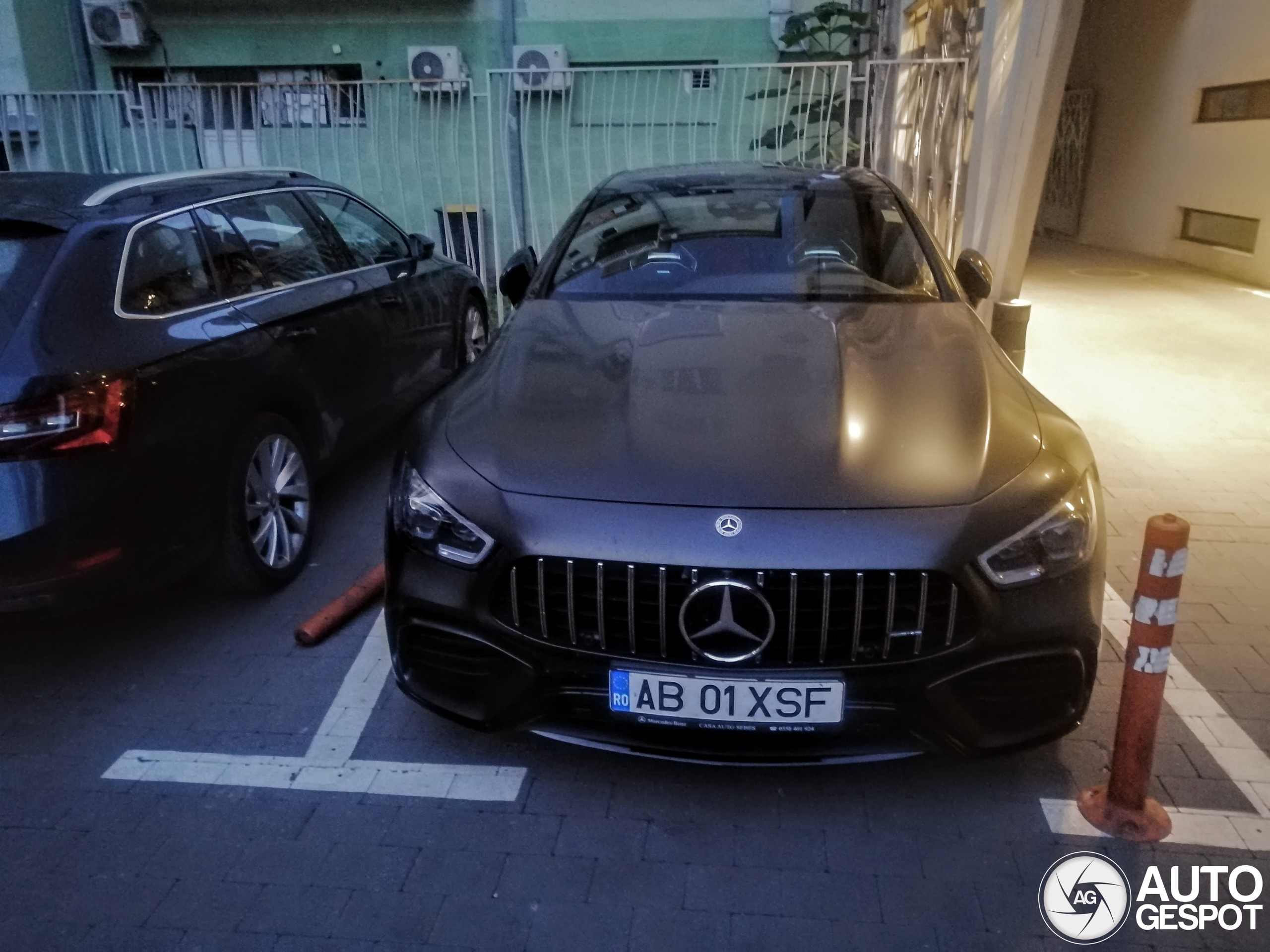 Mercedes-AMG GT 63 S X290