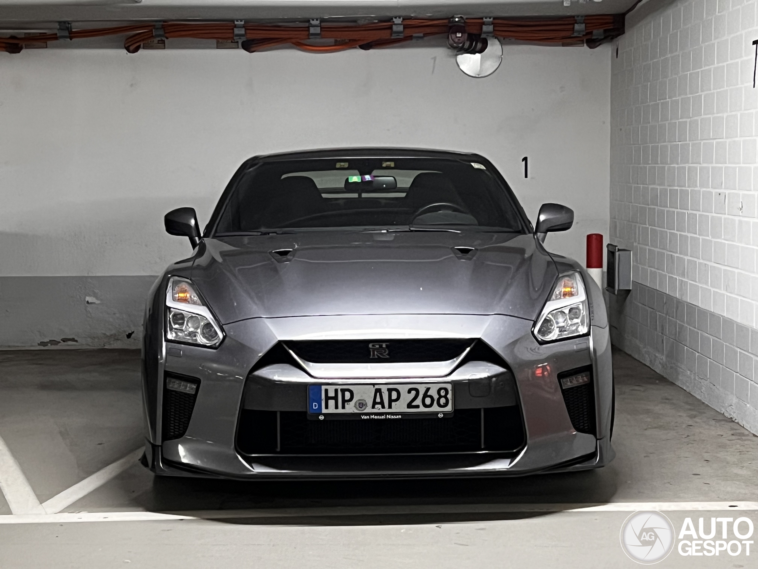 Nissan GT-R 2012