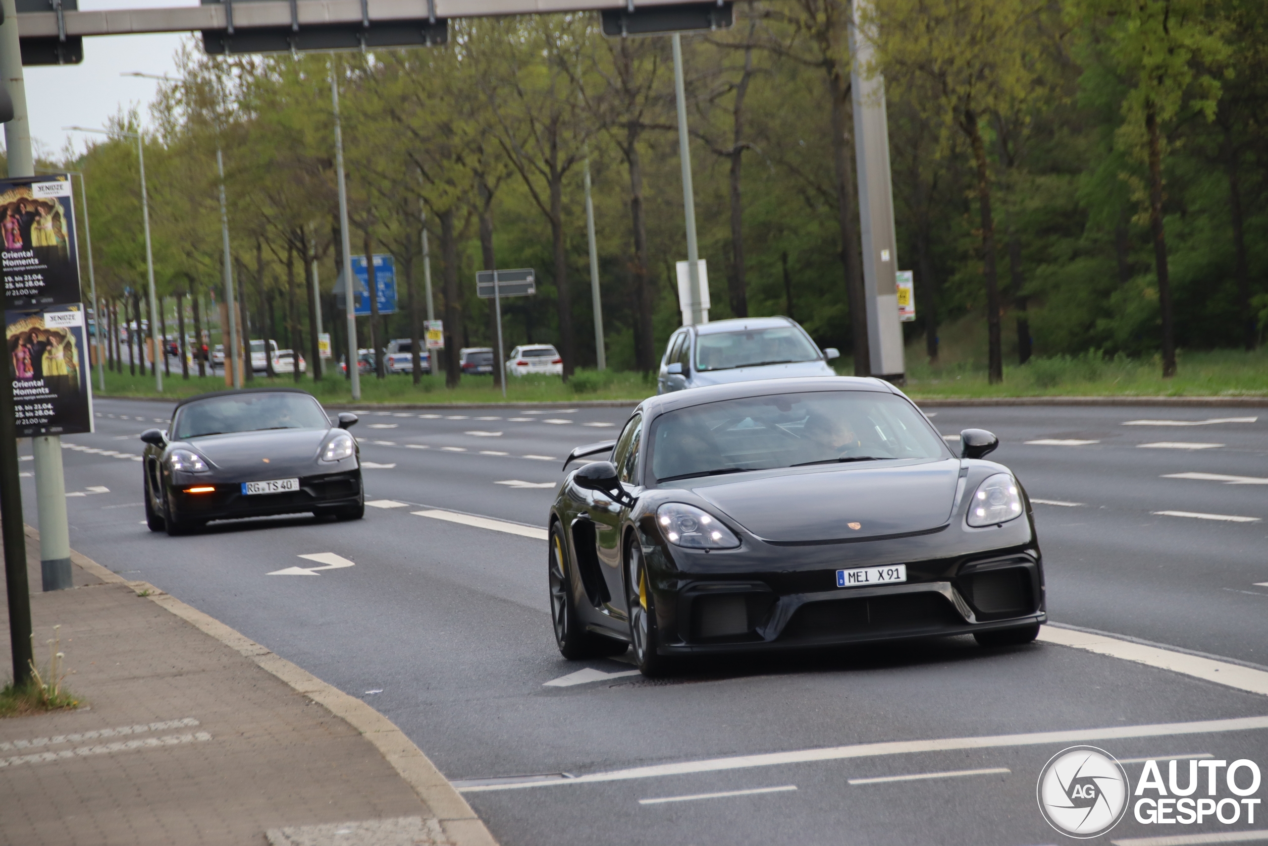 Porsche 718 Cayman GT4