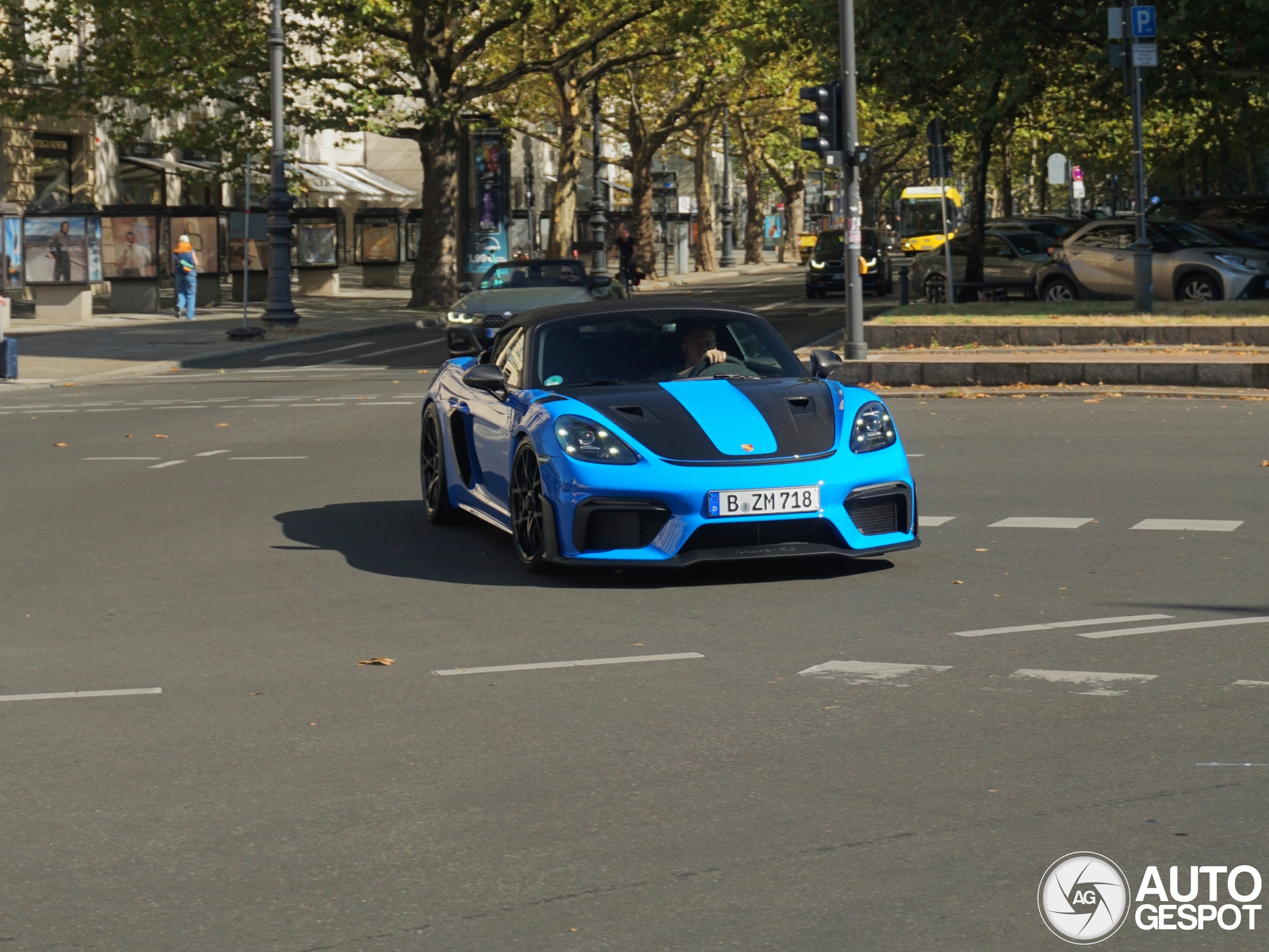 Porsche 718 Spyder RS Weissach Package