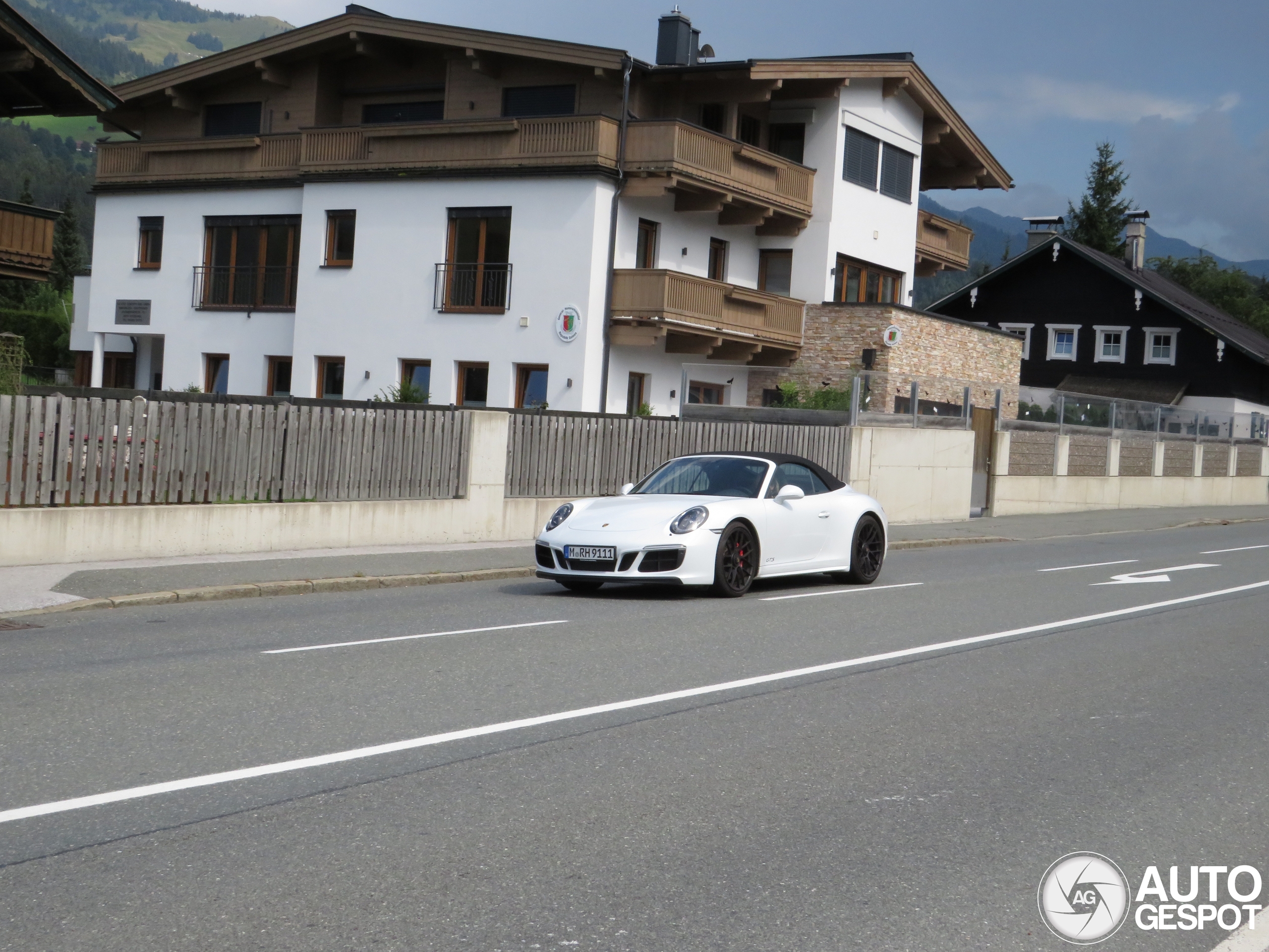 Porsche 991 Carrera GTS Cabriolet MkII