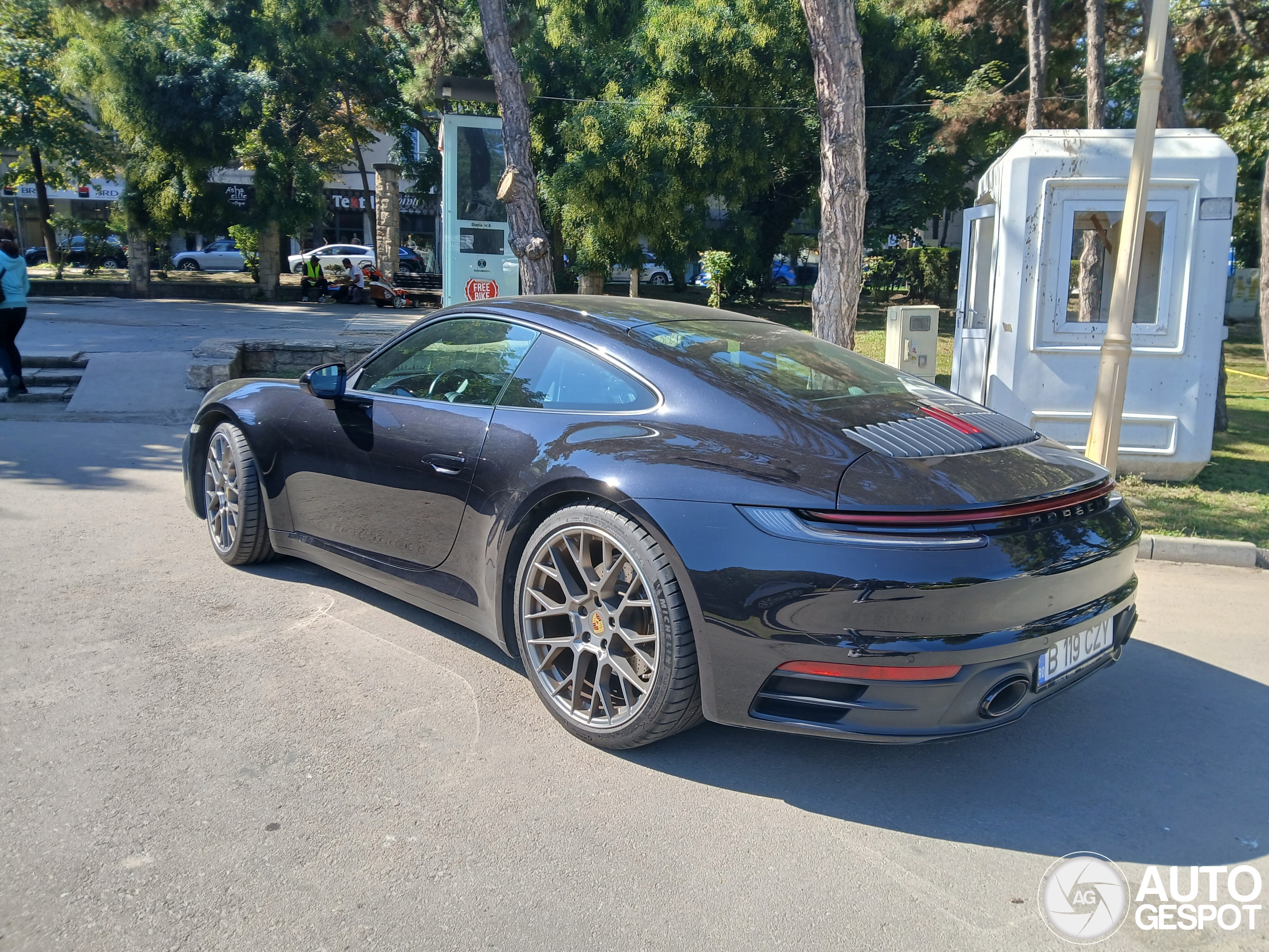 Porsche 992 Carrera 4S