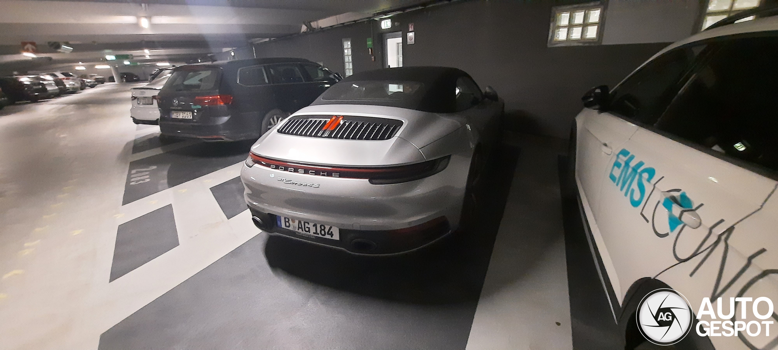 Porsche 992 Carrera 4S Cabriolet