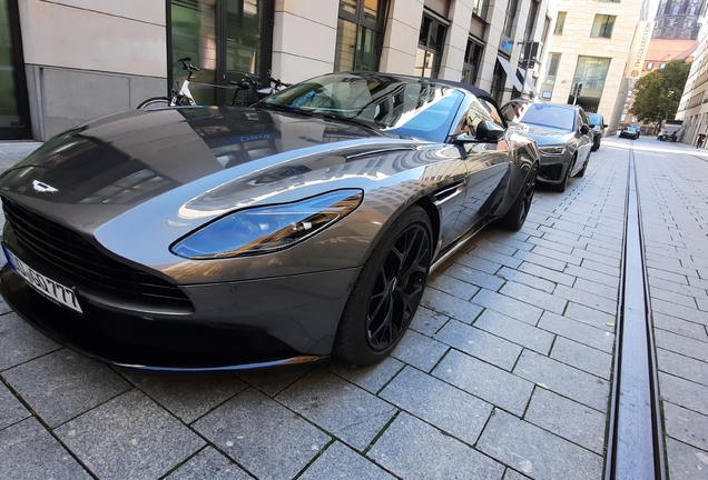 Aston Martin DB11 V8 Volante