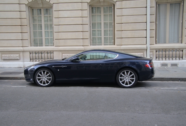 Aston Martin DB9