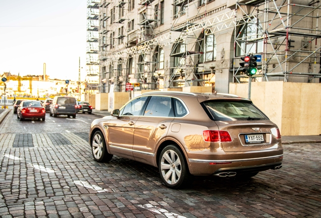 Bentley Bentayga Hybrid