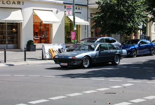 Ferrari 400i