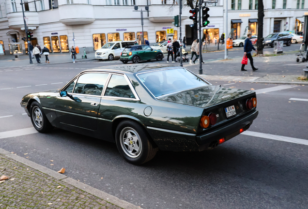 Ferrari 412