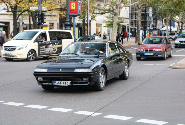 Ferrari 412