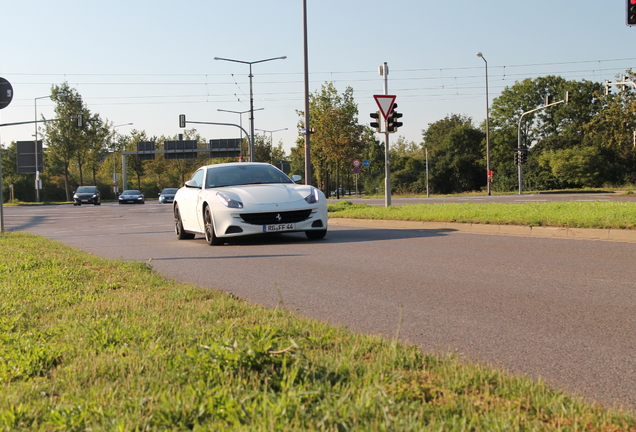 Ferrari FF