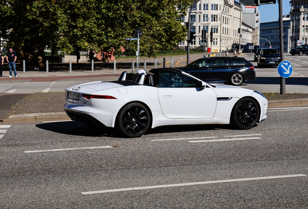 Jaguar F-TYPE S Convertible