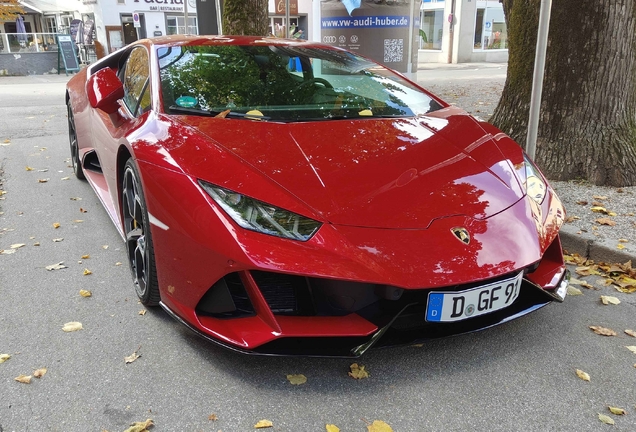 Lamborghini Huracán LP640-4 EVO