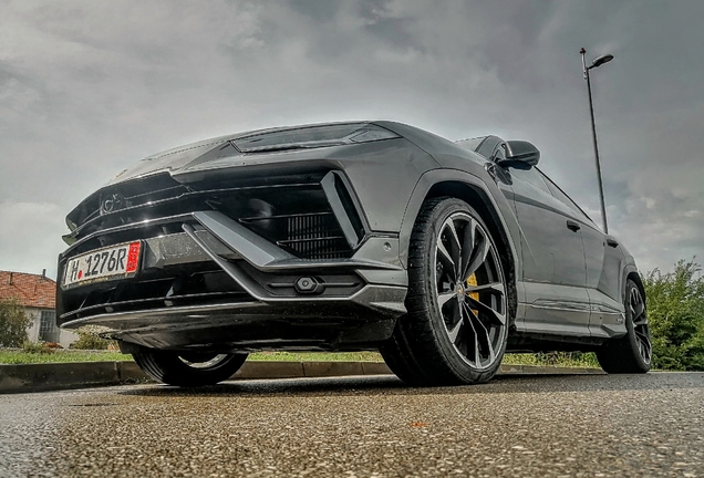 Lamborghini Urus S