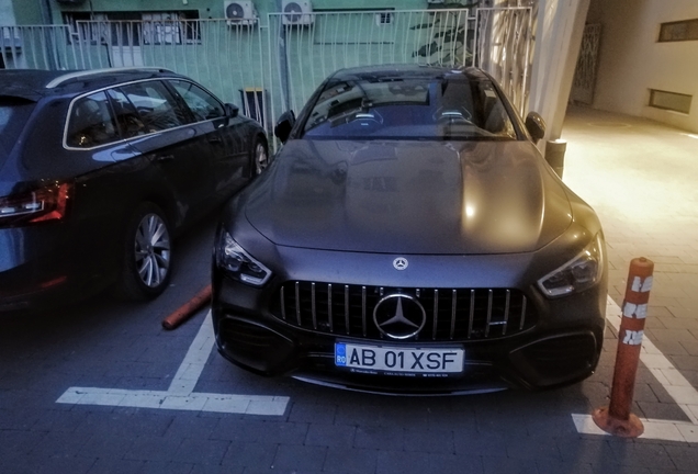 Mercedes-AMG GT 63 S X290