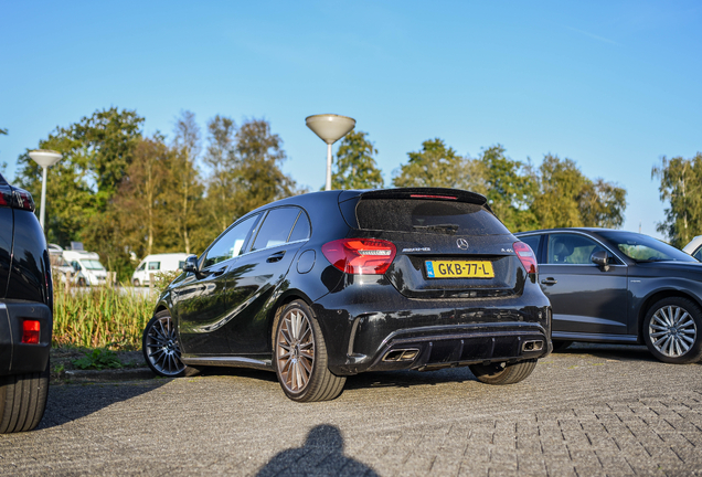 Mercedes-AMG A 45 W176 2015