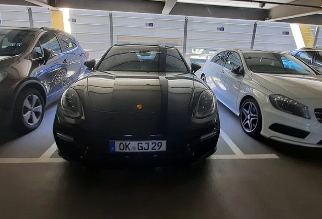 Porsche 971 Panamera Turbo S E-Hybrid