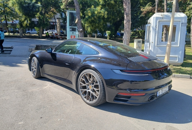 Porsche 992 Carrera 4S