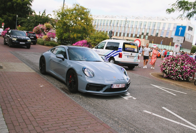 Porsche 992 Carrera GTS