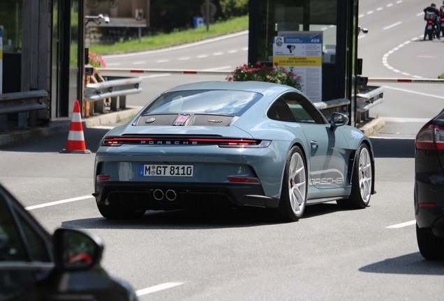 Porsche 992 S/T