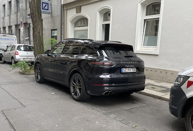 Porsche 9YA Cayenne Turbo E-Hybrid