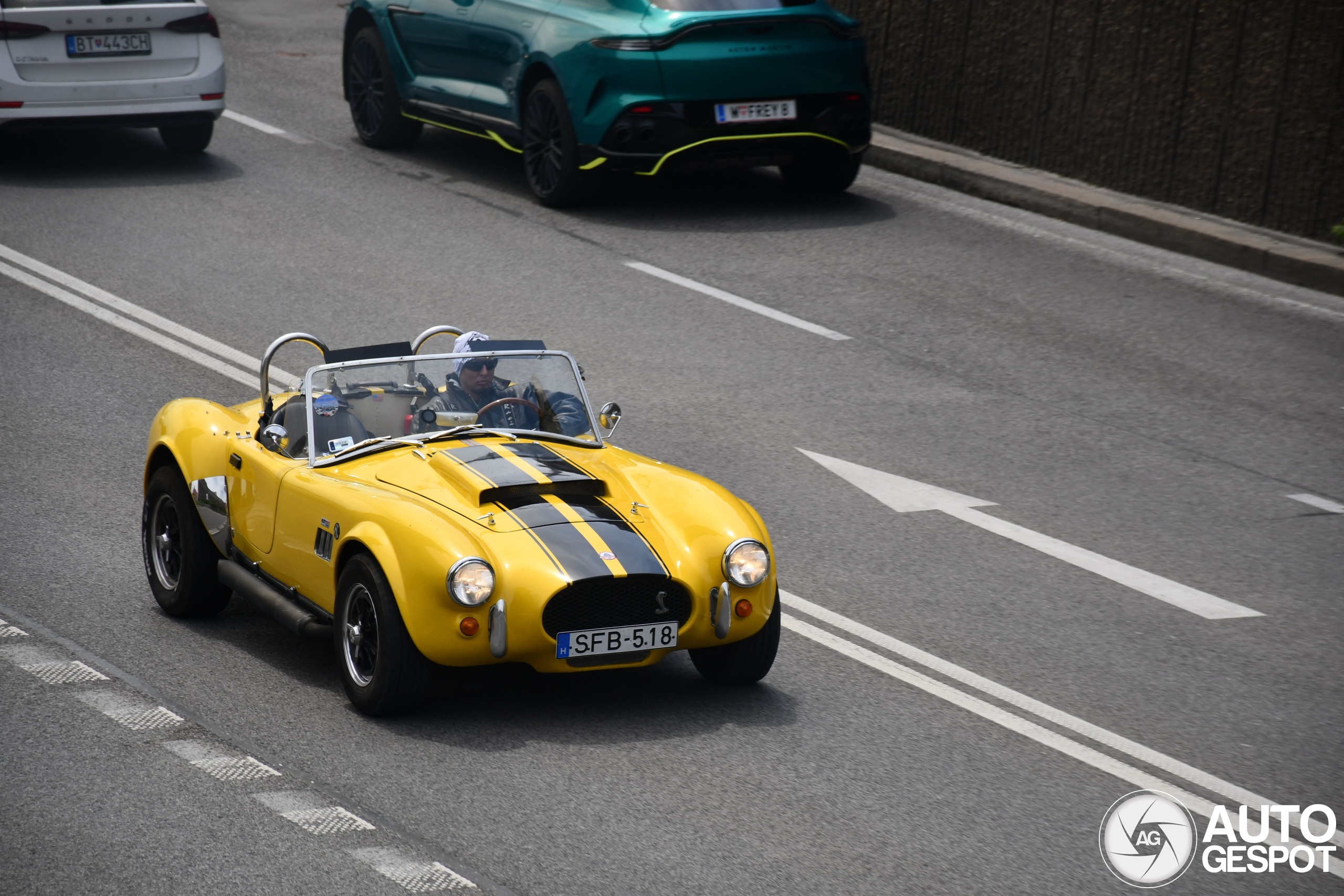 AC Cobra 427