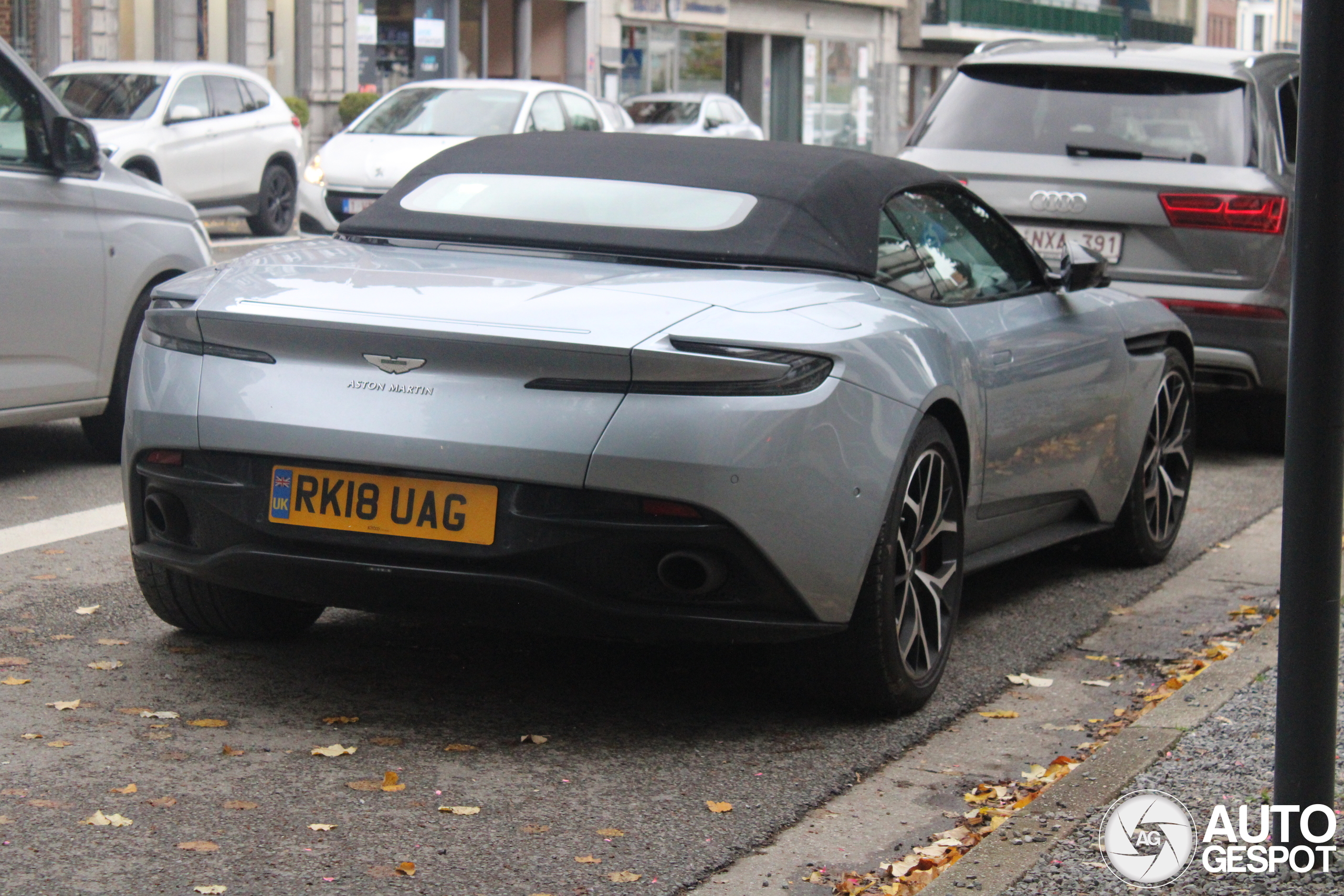 Aston Martin DB11 V8 Volante