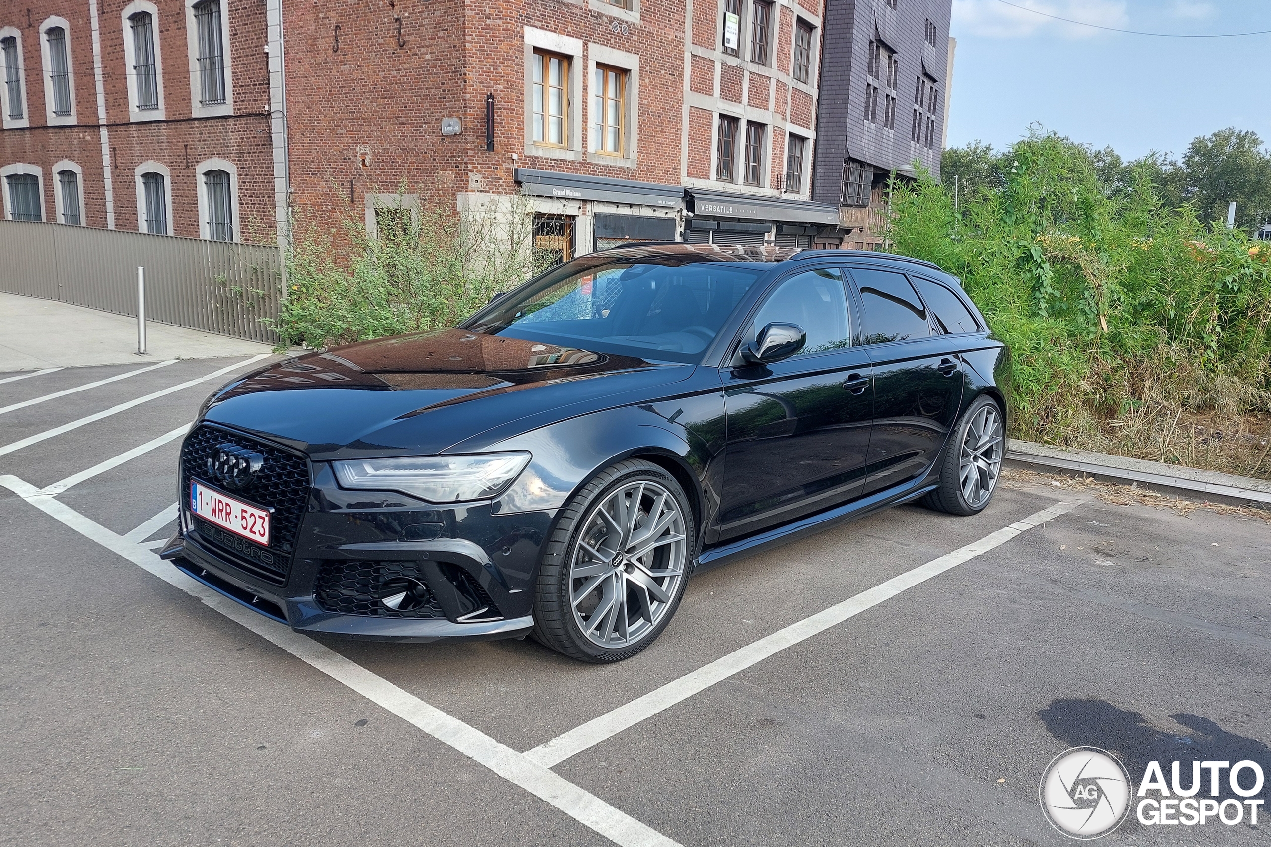 Audi RS6 Avant C7 2015