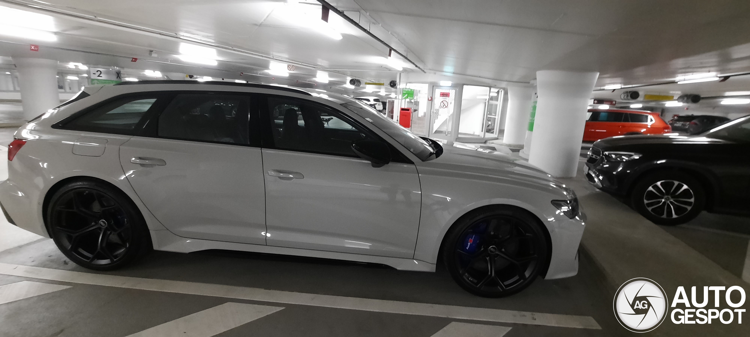 Audi RS6 Avant C8