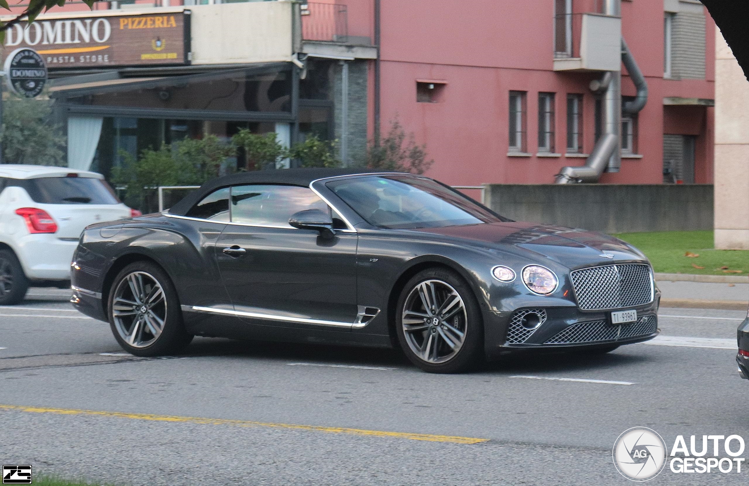 Bentley Continental GTC V8 2020