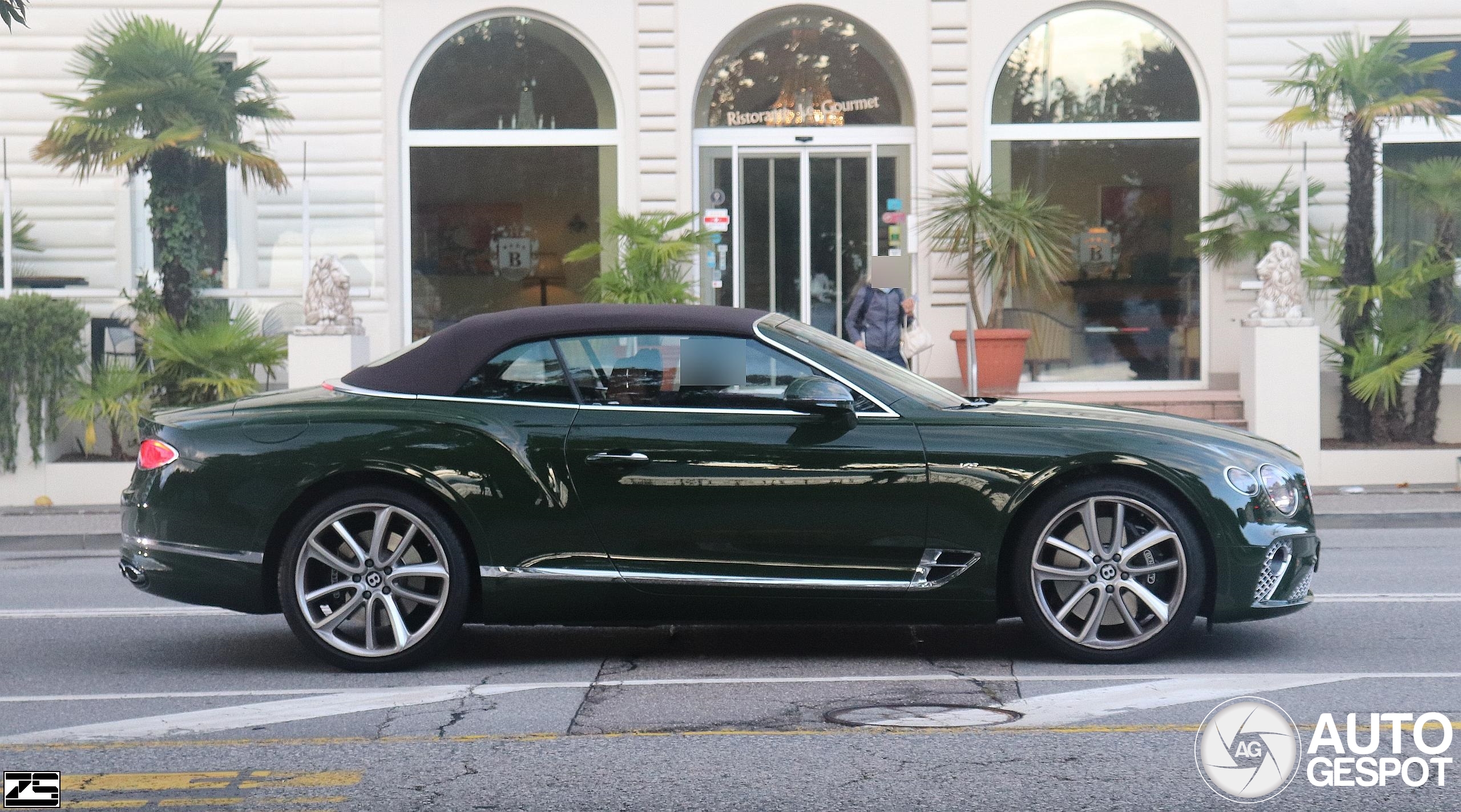 Bentley Continental GTC V8 2020