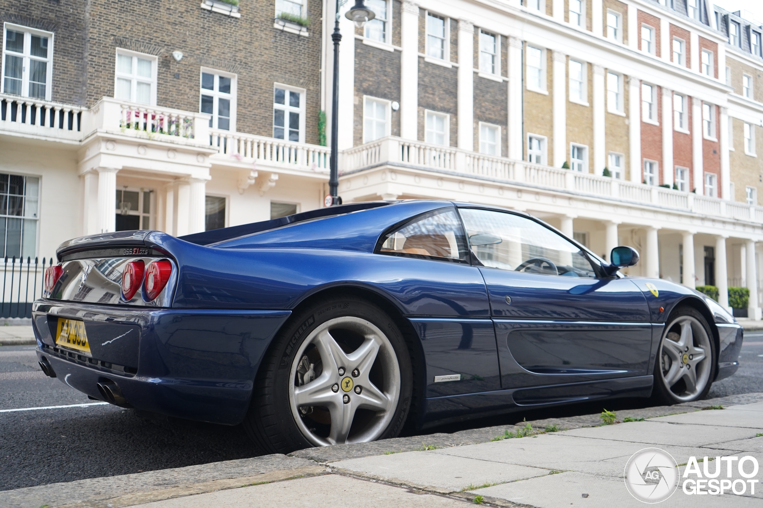 Ferrari F355 GTS