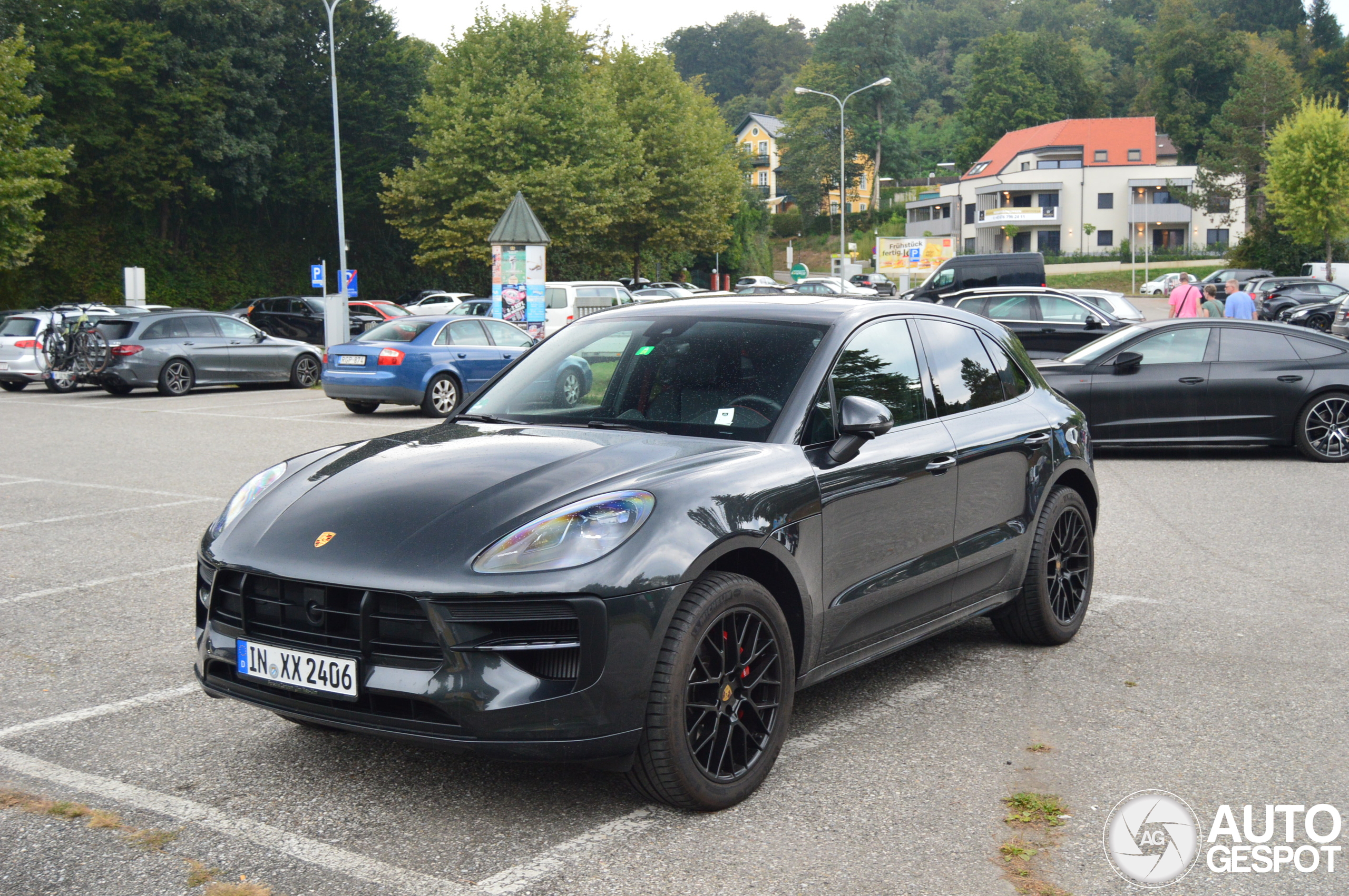 Porsche 95B Macan GTS MkII