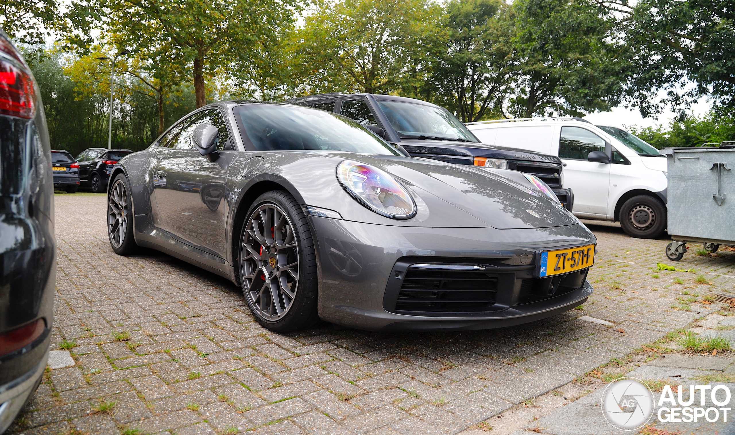 Porsche 992 Carrera 4S