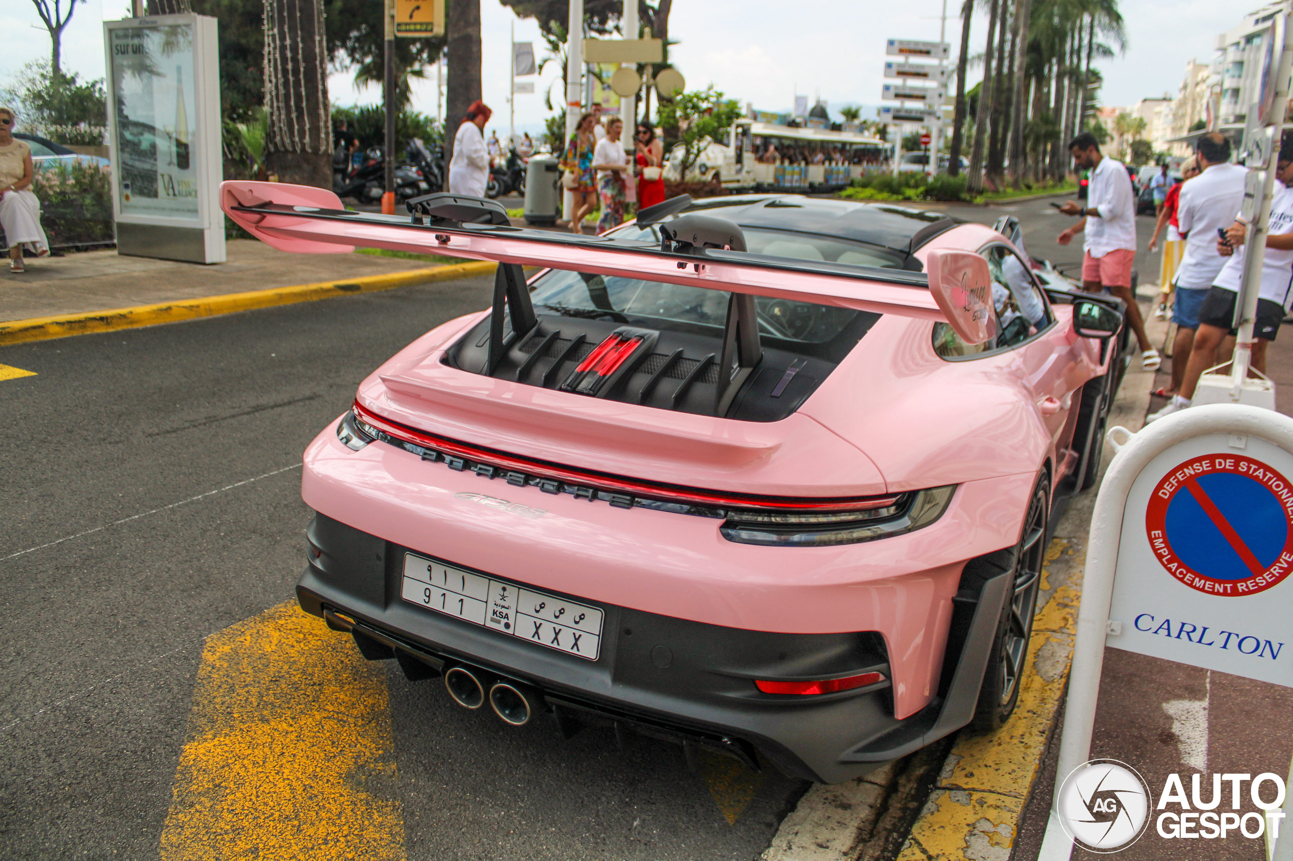 Porsche 992 GT3 RS Weissach Package