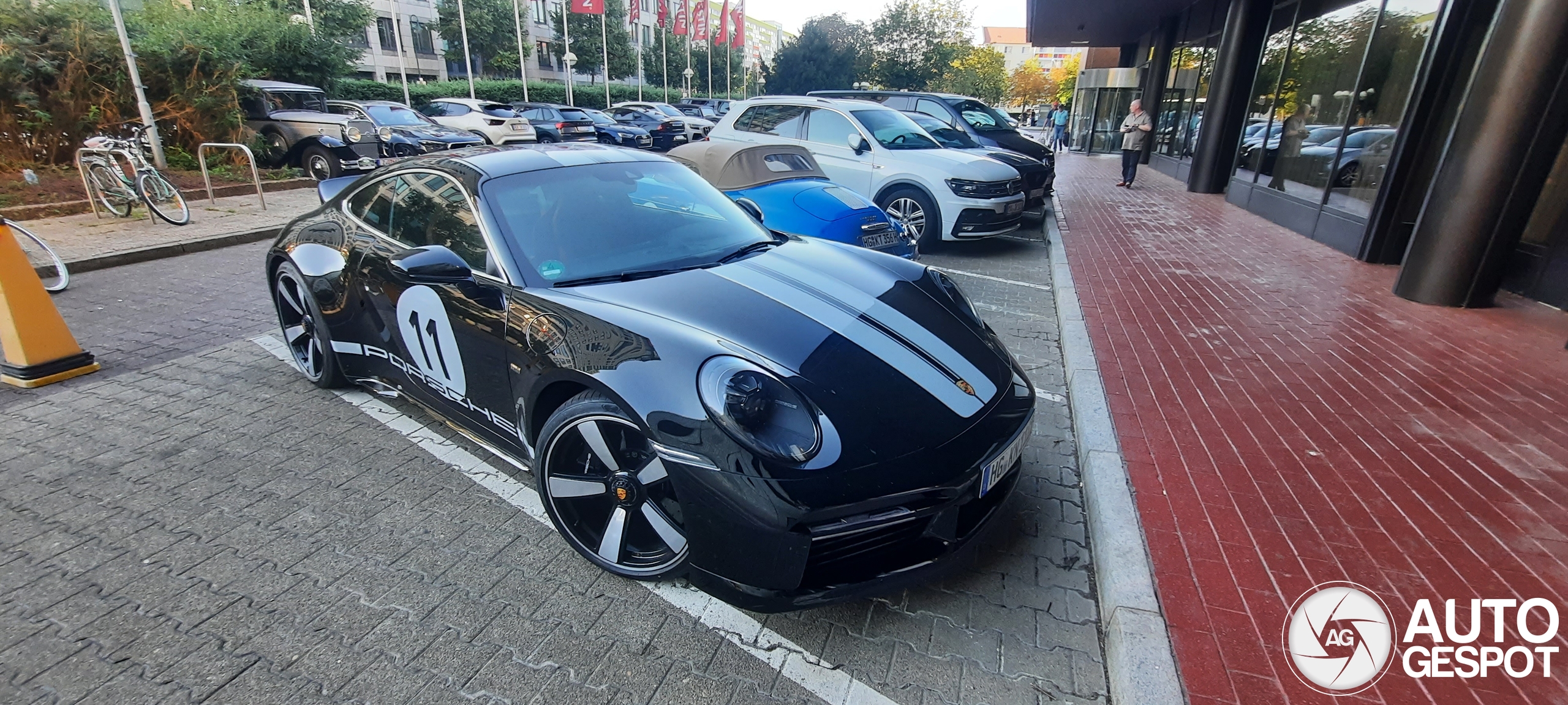 Porsche 992 Sport Classic