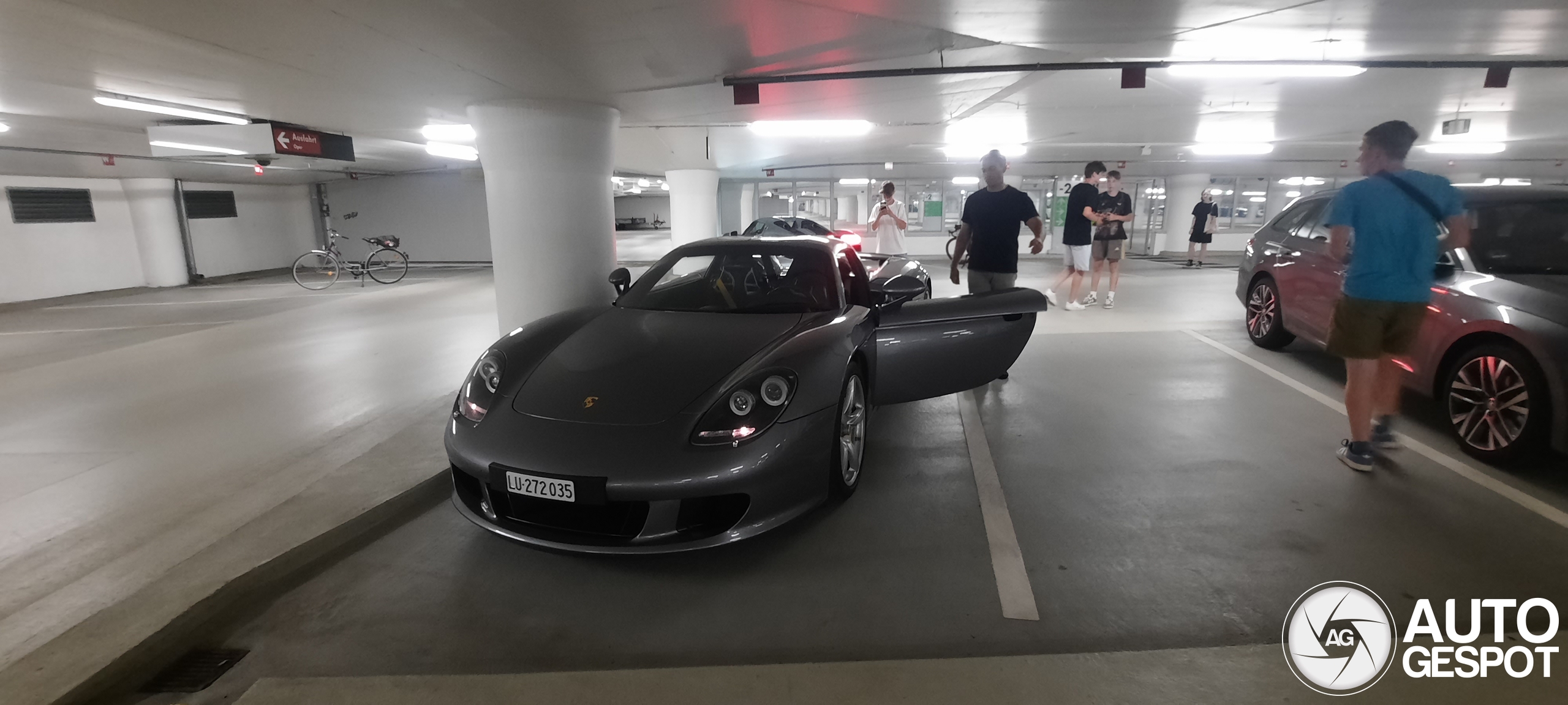 Porsche Carrera GT