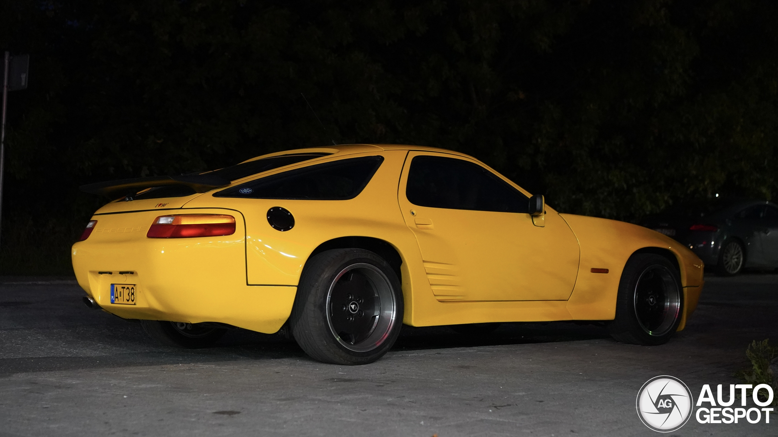 Porsche Strosek Ultra 928 Version III