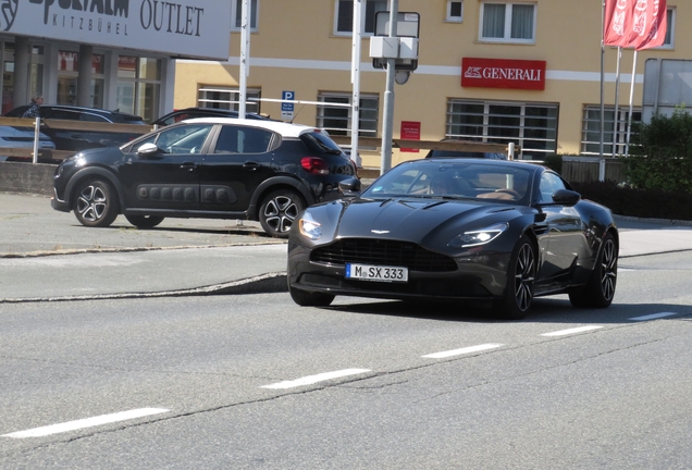 Aston Martin DB11