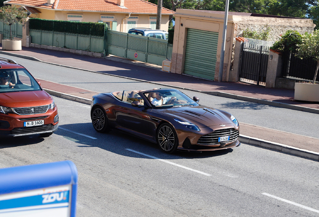 Aston Martin DB12 Volante