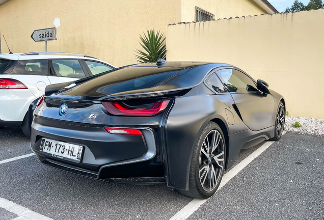 BMW i8