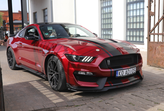 Ford Mustang Shelby GT350 2015