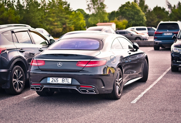 Mercedes-AMG S 63 Coupé C217