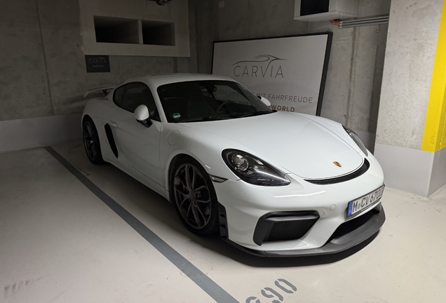 Porsche 718 Cayman GT4